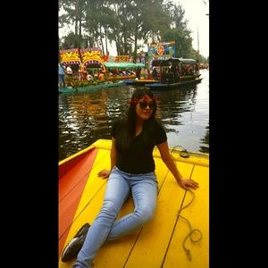 Meet your Posher, Jenny